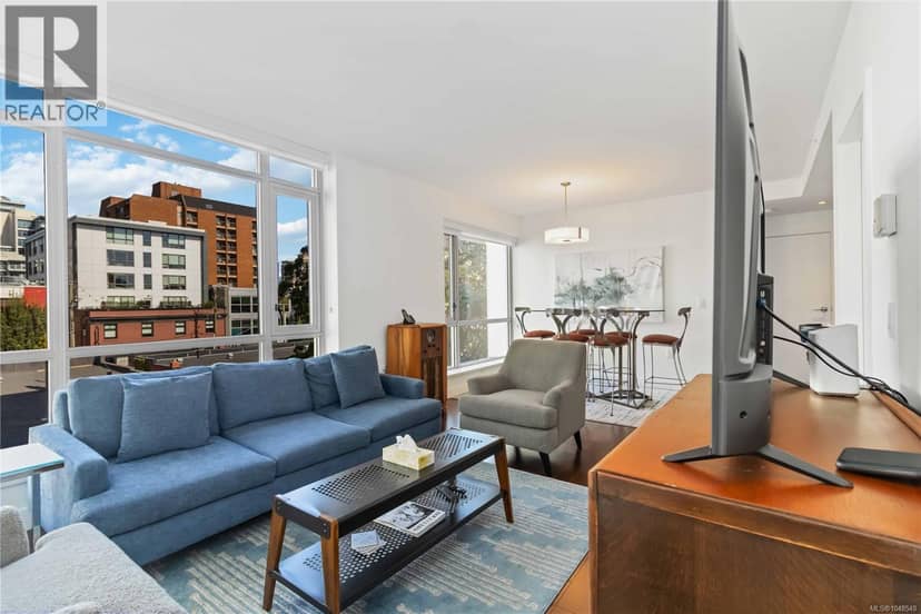 302 838 Broughton St, Victoria