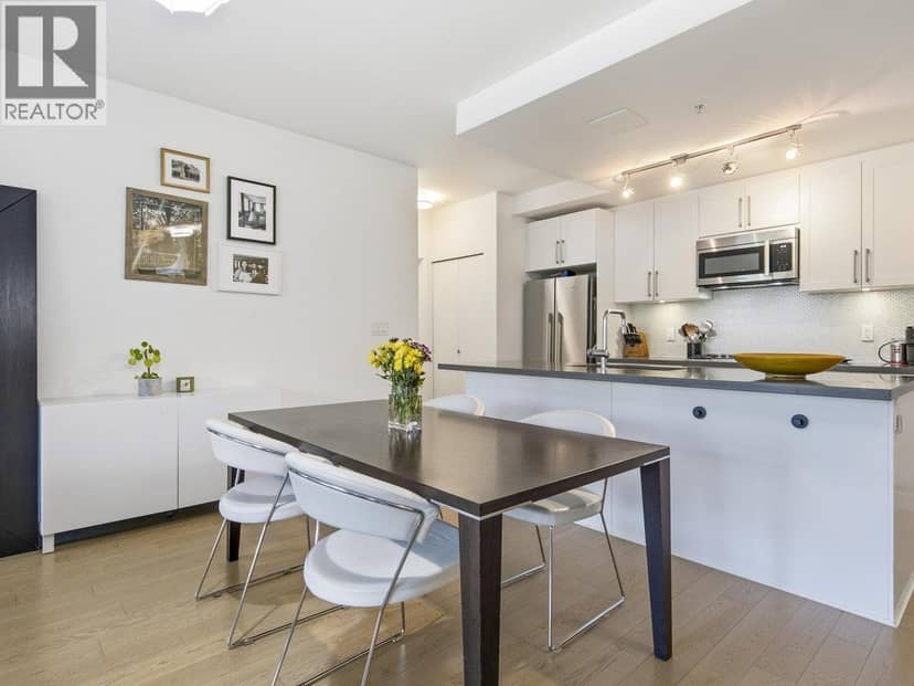 210 10177 River Drive, Richmond, photo 6