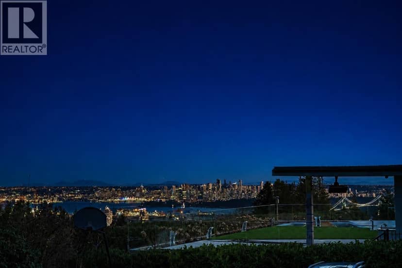 685 KING GEORGES WAY, West Vancouver, photo 2