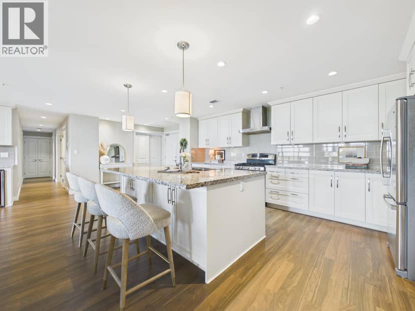 210 5055 SPRINGS BOULEVARD, Tsawwassen, photo 2