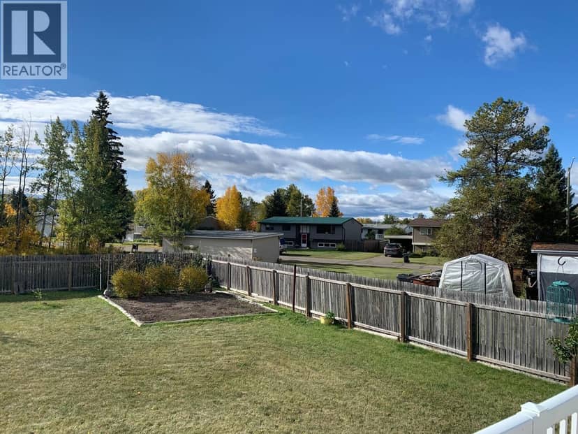 10102 PAQUETTE AVENUE, Hudsons Hope, photo 6