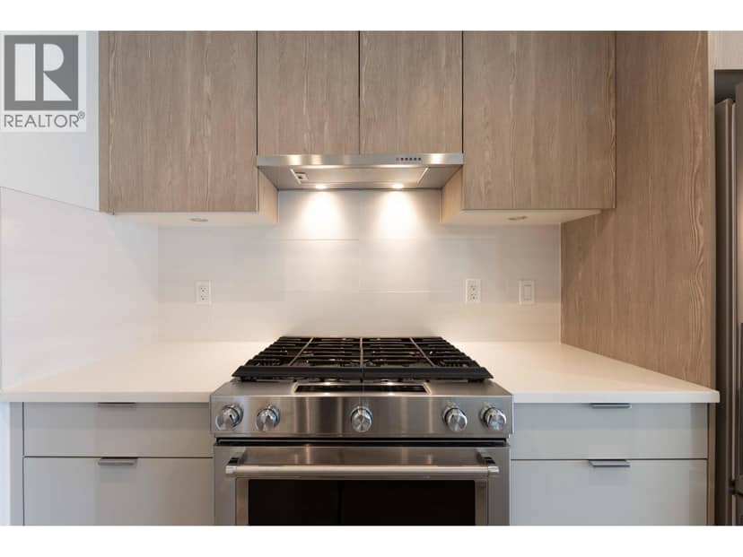 203 108 E 8TH STREET, North Vancouver, photo 6