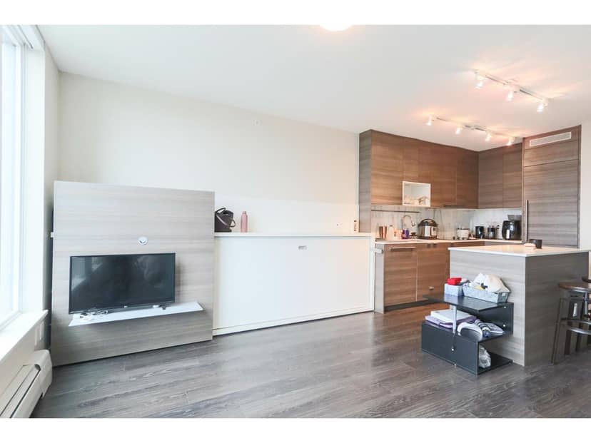 2911 13398 104 AVENUE, Surrey, photo 4