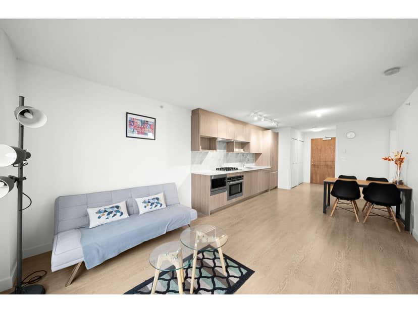 3209 13696 100 AVENUE, Surrey