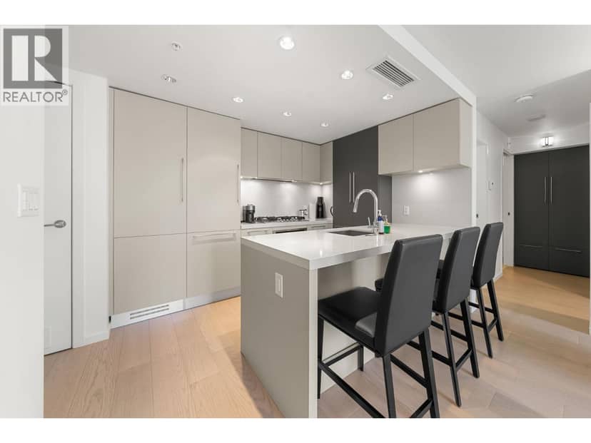 2501 1351 CONTINENTAL STREET, Vancouver, photo 3