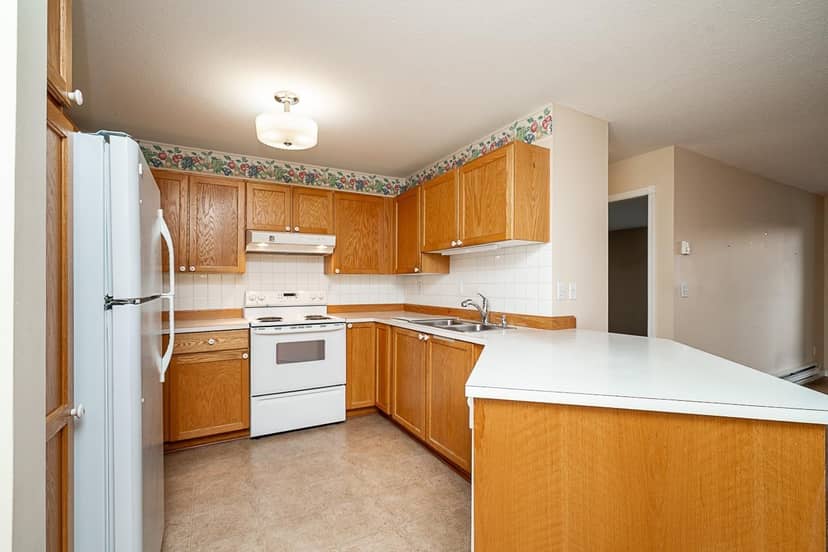 102 17695 58 AVENUE, Surrey, photo 3