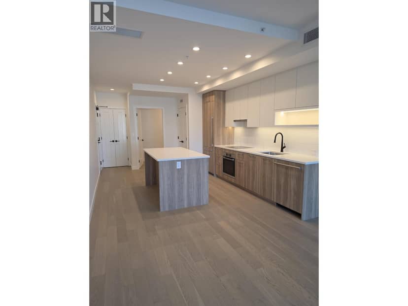 310 8398 OAK STREET, Vancouver, photo 4