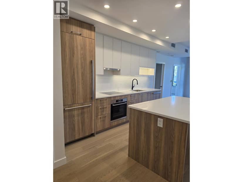 310 8398 OAK STREET, Vancouver, photo 3