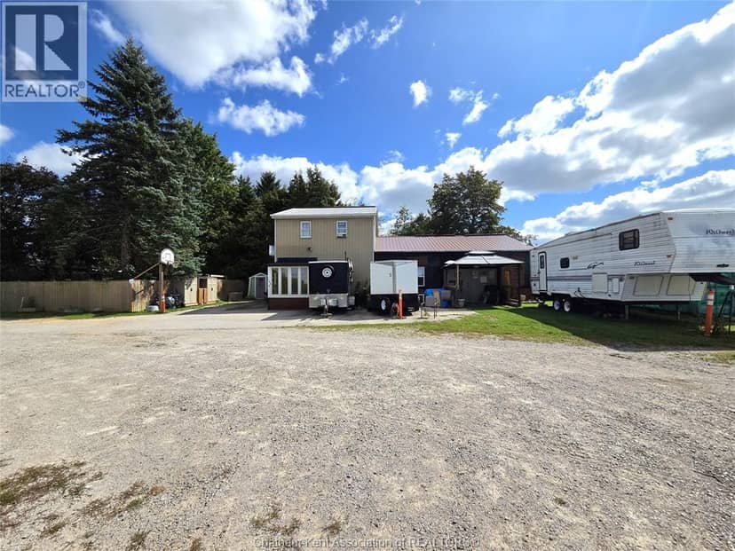 144 Whiting Street, Ingersoll, photo 2