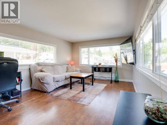 45-4500 CLARIDGE ROAD, Powell River, photo 3