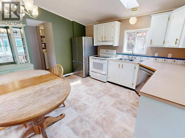 17-9298 WILLIAMS RD, Powell River, photo 6