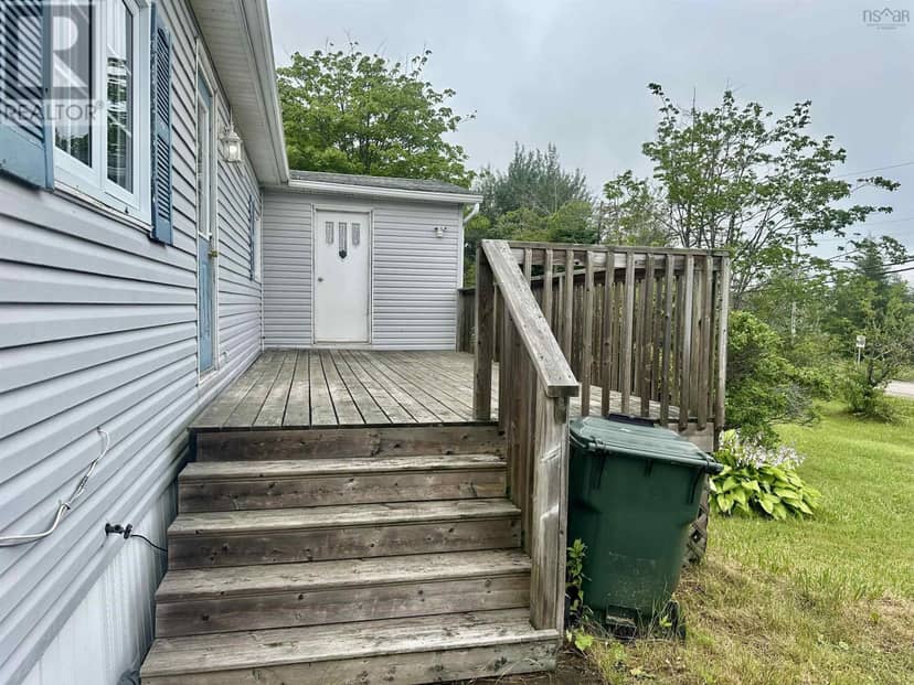276 Highway 320, Louisdale, photo 2