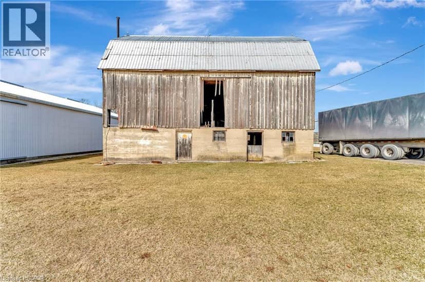 1135 Norfolk Cty Rd 19 W, Vanessa, photo 8