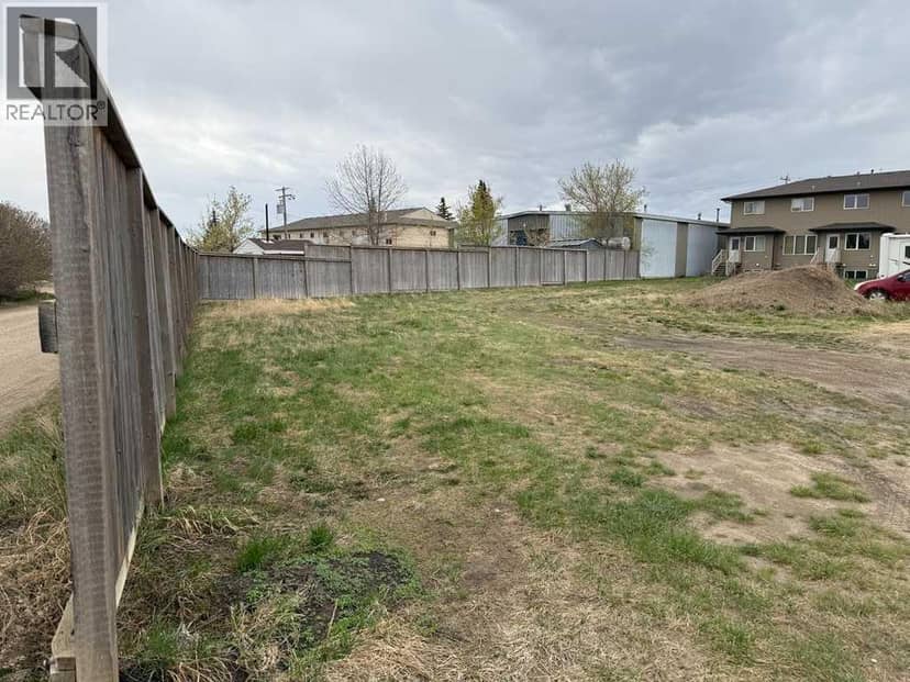 5311 57 Avenue, Ponoka
