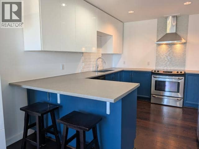305-4580 JOYCE AVE, Powell River, photo 3