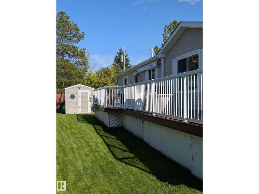 25B 4515 50 Avenue, Barrhead, photo 2