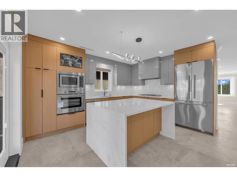 800 MONTROYAL BOULEVARD, North Vancouver, photo 8