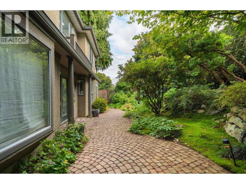 4333 LOCARNO CRESCENT, Vancouver, photo 2