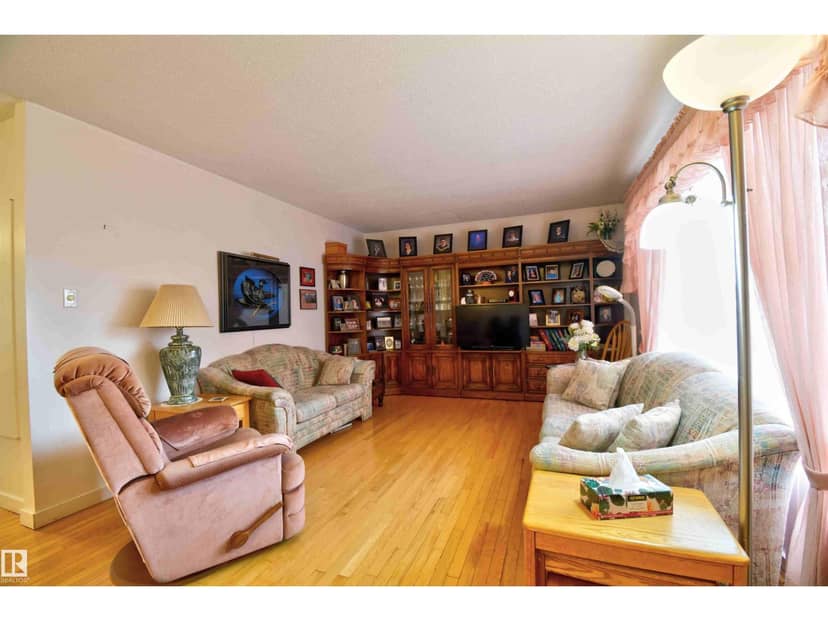 4538 46 AV, St. Paul Town, photo 2