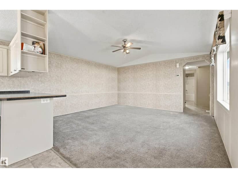 4508 Labrador RD, Cold Lake, photo 4