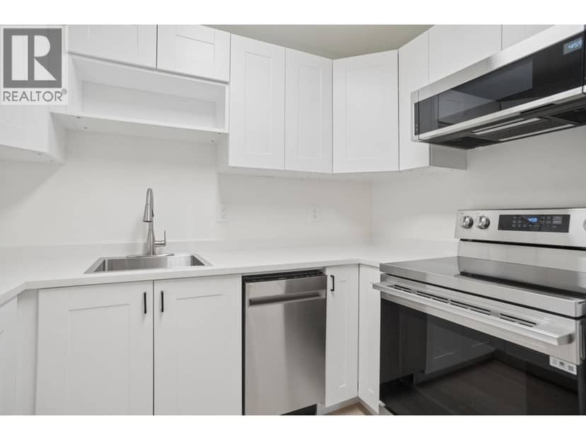 3 3250 W 4TH AVENUE, Vancouver, photo 3