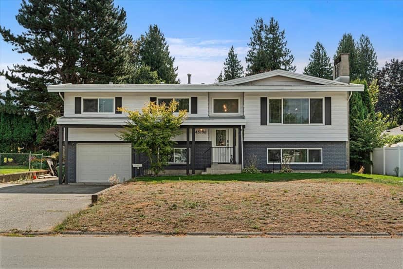 45188 REDWOOD AVENUE, Sardis South, Chilliwack