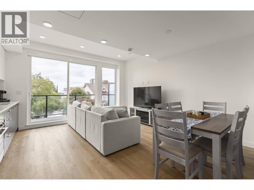315 375 CLAYTON STREET, Coquitlam, photo 3