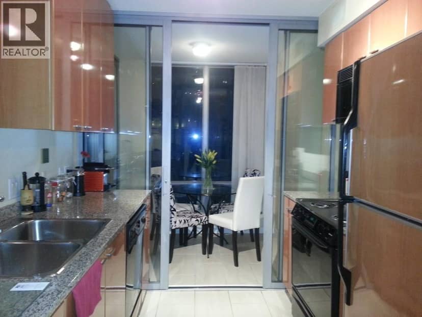 2105 1288 W GEORGIA STREET, Vancouver, photo 6
