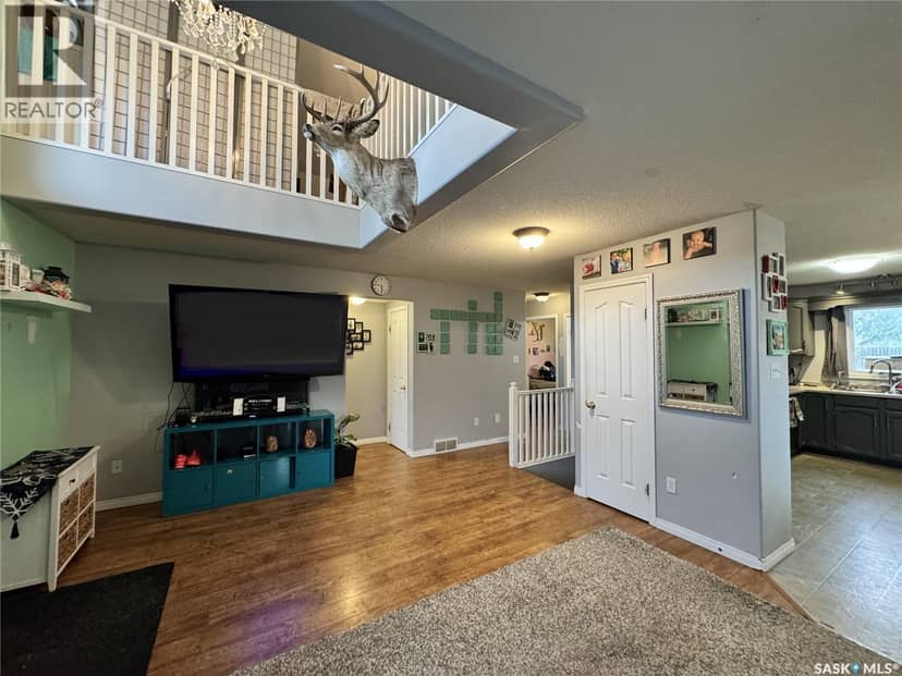 405 2nd AVENUE E, Biggar, photo 3