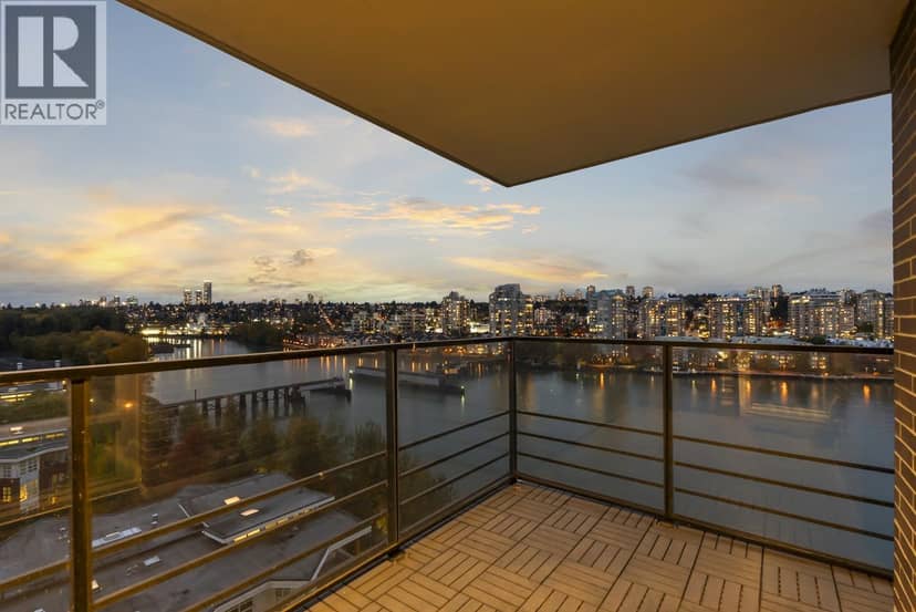 1204 210 SALTER STREET, New Westminster