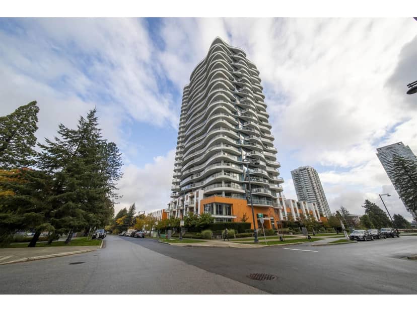 202 13303 103A AVENUE, Surrey