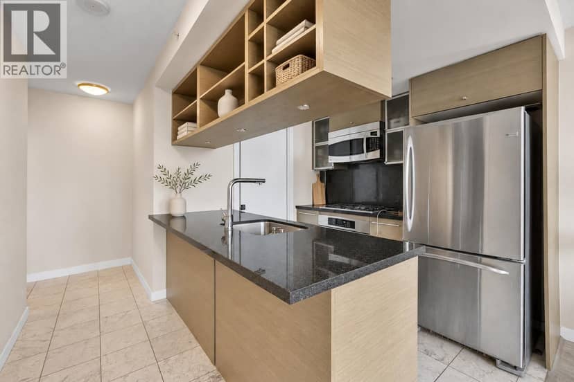 2908 833 Seymour Street, Vancouver, photo 4