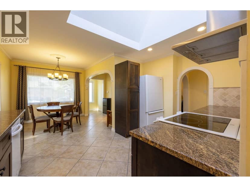 7720 7722 GRAHAM AVENUE, Burnaby, photo 3