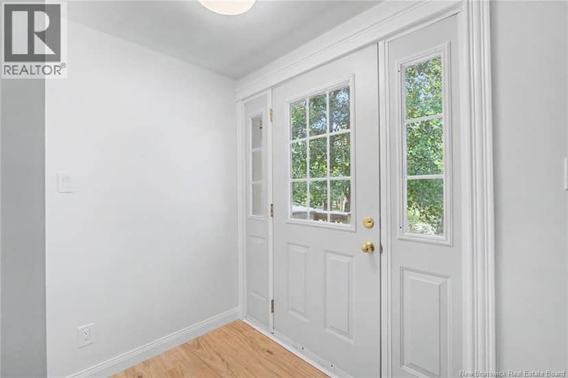 51 Upton Street, Minto, photo 6