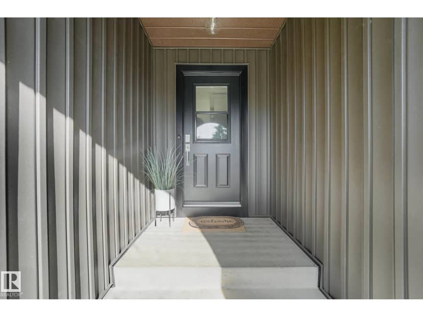 2031 104A ST NW, Edmonton, photo 4