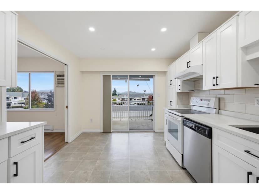 100 32691 GARIBALDI DRIVE, Abbotsford, photo 5