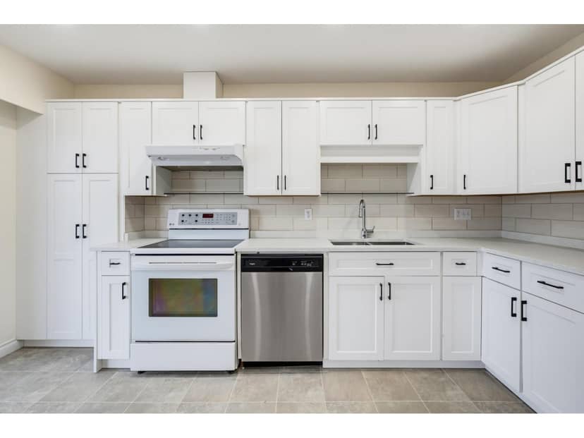 100 32691 GARIBALDI DRIVE, Abbotsford, photo 7