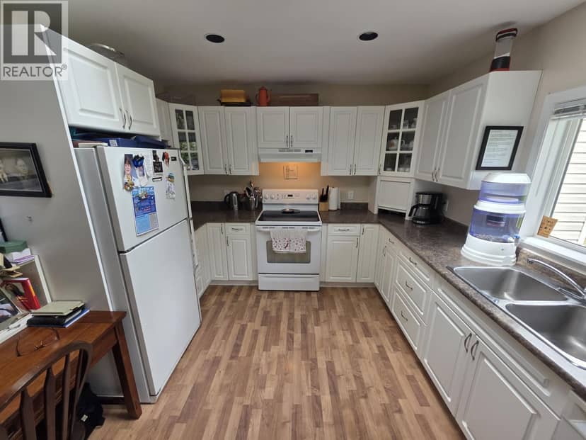 4932 GRAHAM AVENUE, Terrace, photo 8