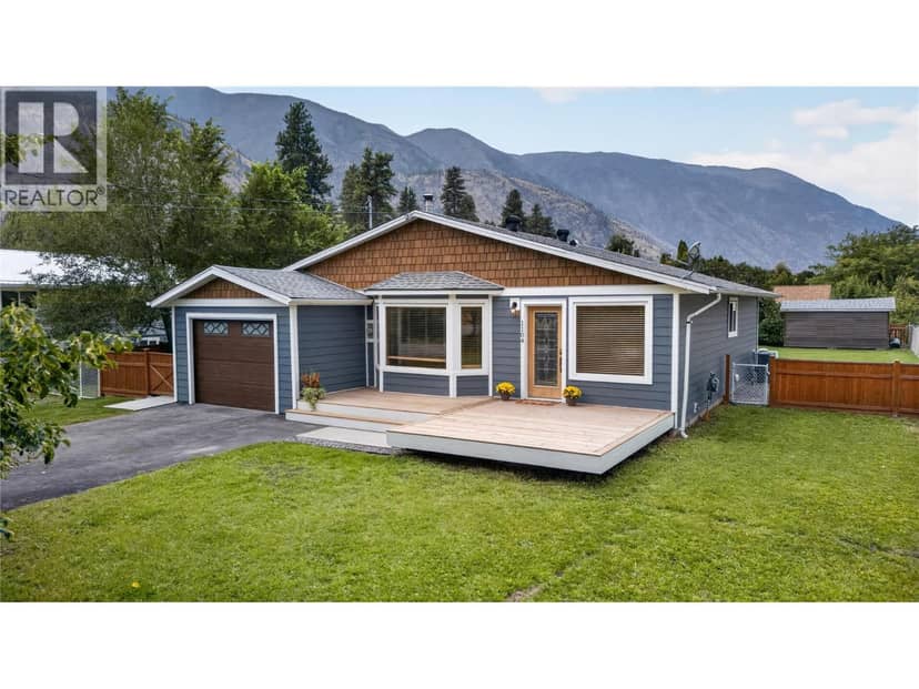 1104 7th Street, Keremeos