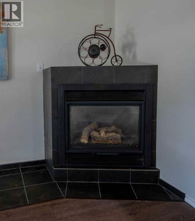 303B Centre Street N, Sundre, photo 7