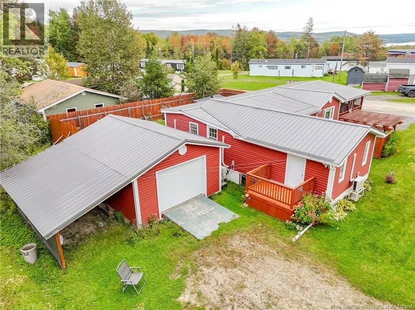 29 Clarence Crescent, Nackawic, photo 2
