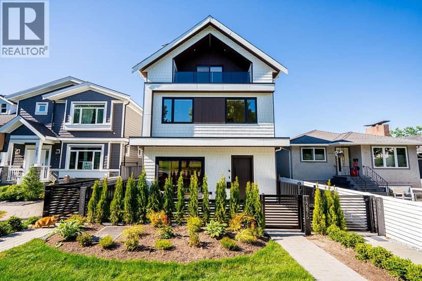 1 2875 Cambridge Street, Vancouver, photo 3