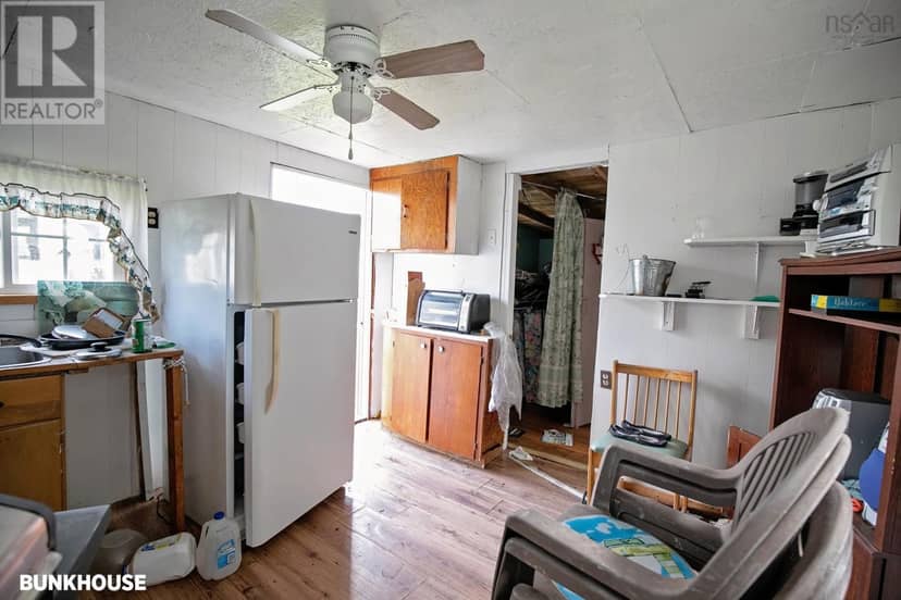 10 Hollis Lane, Port Howe, photo 8