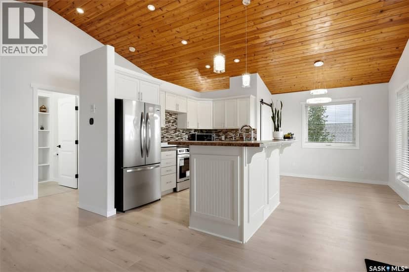 414 Walter STREET, Saskatchewan Beach, photo 2