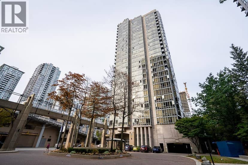 2001 930 Cambie Street, Vancouver, photo 2