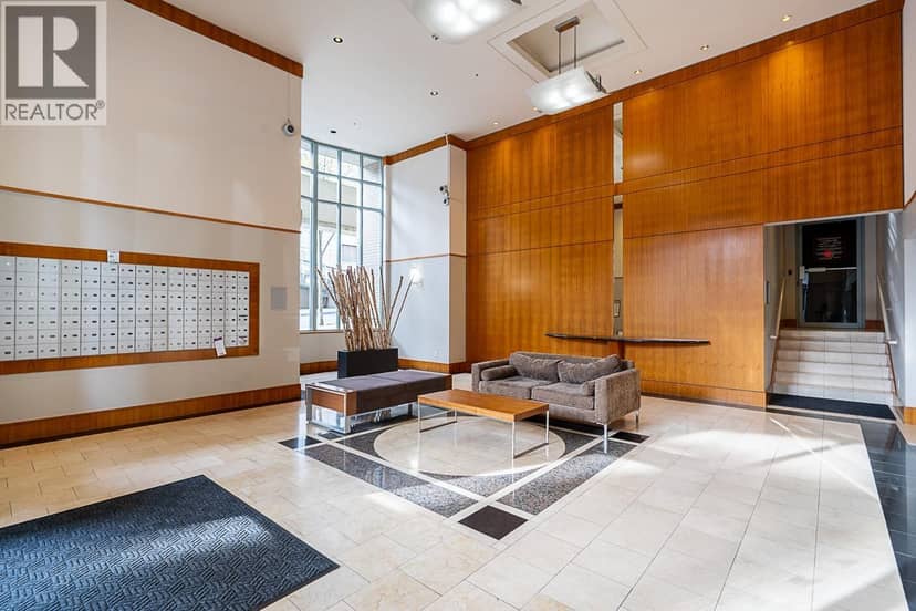 2001 930 Cambie Street, Vancouver, photo 4