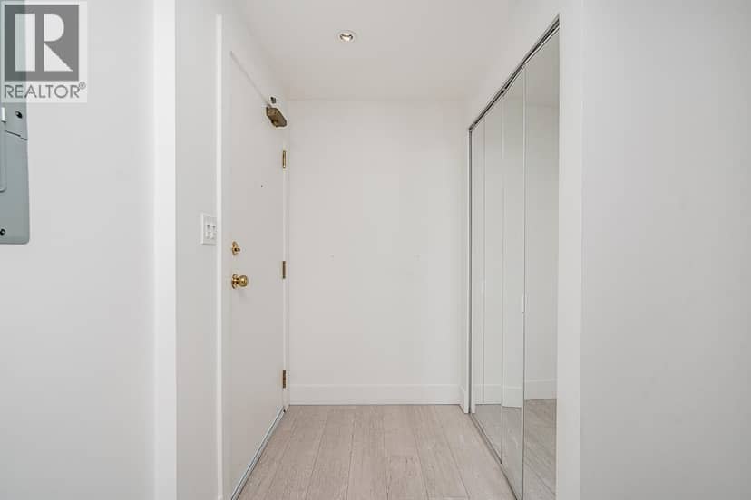 2001 930 Cambie Street, Vancouver, photo 7