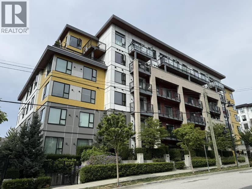312 621 REGAN AVENUE, Coquitlam