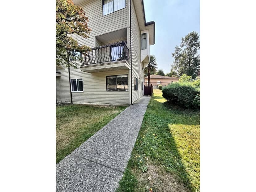 101 7131 133A STREET, Surrey