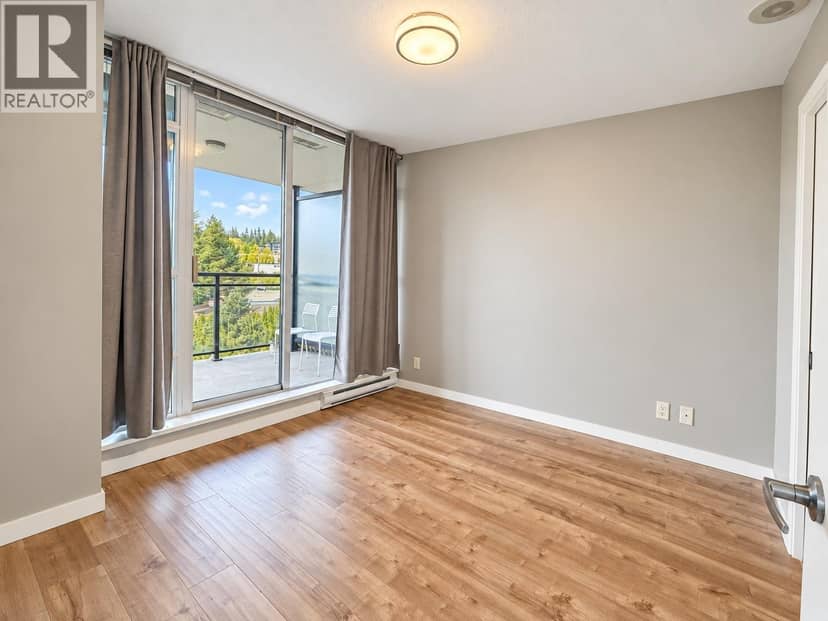705 555 DELESTRE AVENUE, Coquitlam, photo 3